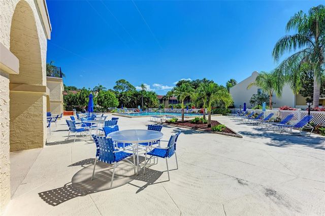 6101 34TH STREET W 20B, Bradenton, FL 34210