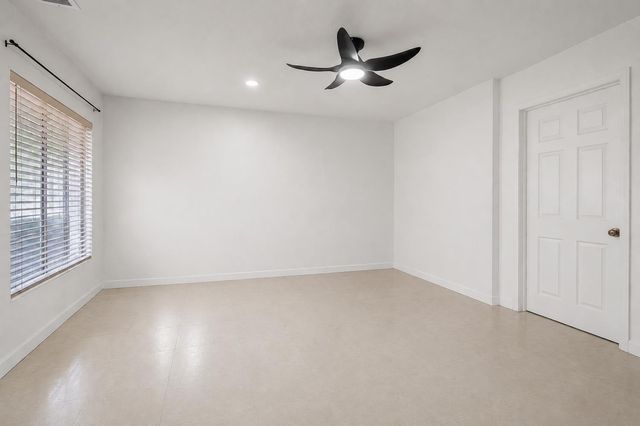 8156 Stevenson Ave, Sacramento, CA 95828
