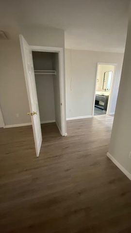 8156 Stevenson Ave, Sacramento, CA 95828