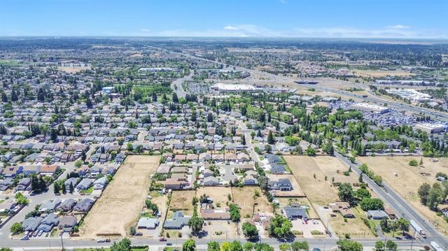 8156 Stevenson Ave, Sacramento, CA 95828