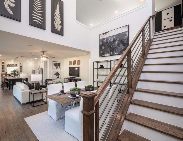 450 Lake Day Drive, Conroe, TX 77304