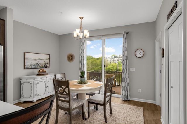 1565 Tompkins Lane, West Saint Paul, MN 55118