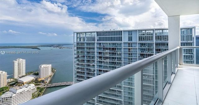 475 Brickell Ave 5707, Miami, FL 33131