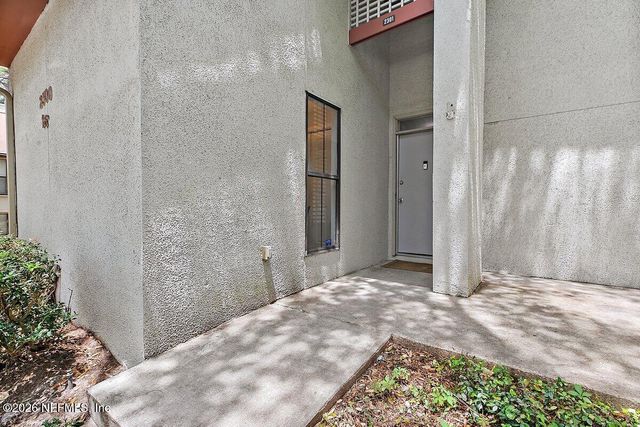 2301 WOOD HILL Place, Jacksonville, FL 32256