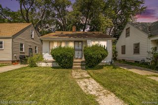 22510 Frisbee Street, Detroit, MI 48219