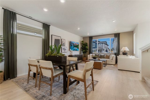 22902 SE Sitka Street, Black Diamond, WA 98010