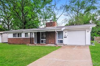 2280 Saint Catherine Street, Florissant, MO 63033