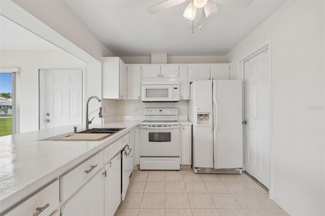 14142 90TH AVENUE, Seminole, FL 33776