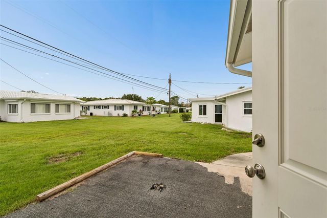 14142 90TH AVENUE, Seminole, FL 33776