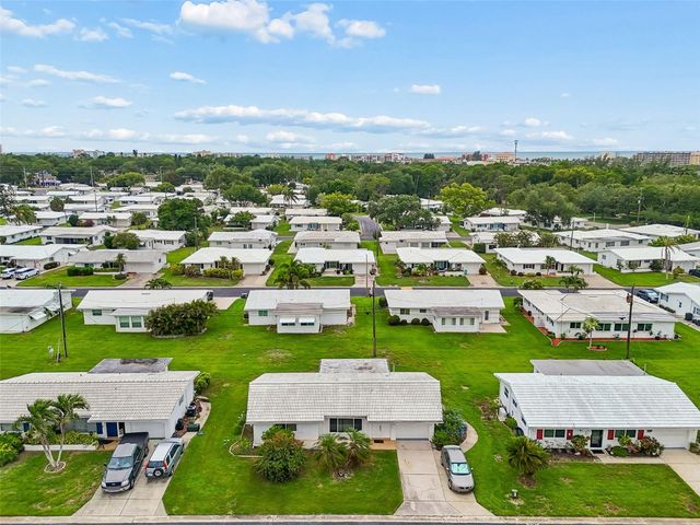 14142 90TH AVENUE, Seminole, FL 33776