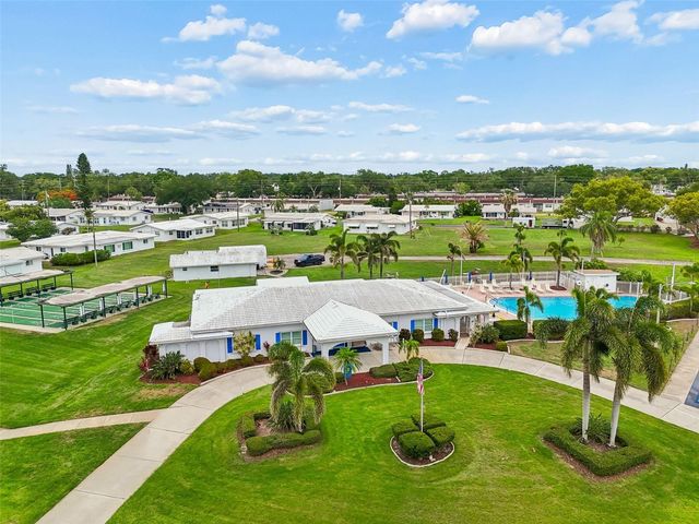 14142 90TH AVENUE, Seminole, FL 33776