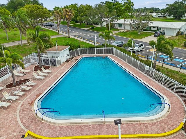 14142 90TH AVENUE, Seminole, FL 33776