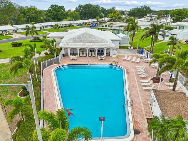14142 90TH AVENUE, Seminole, FL 33776