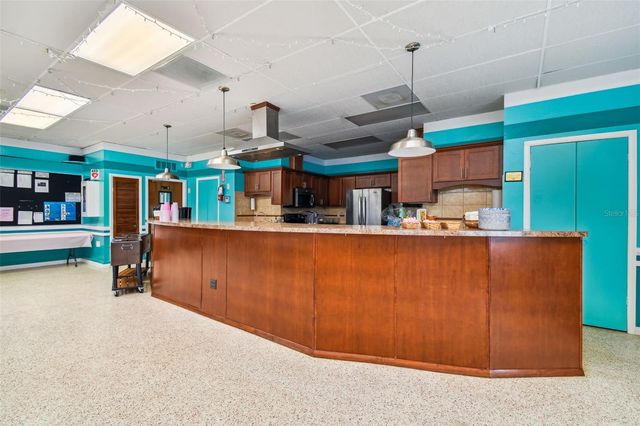 14142 90TH AVENUE, Seminole, FL 33776