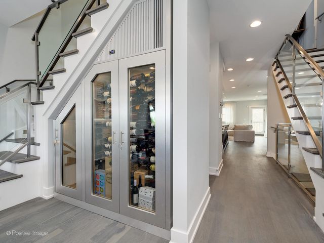 602 N May Street 3, Chicago, IL 60642