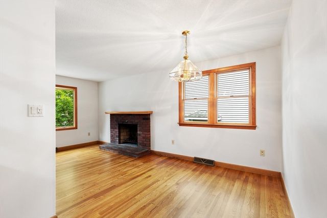 86 Pennybrook Rd, Lynn, MA 01905