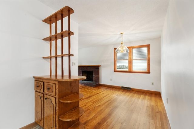 86 Pennybrook Rd, Lynn, MA 01905