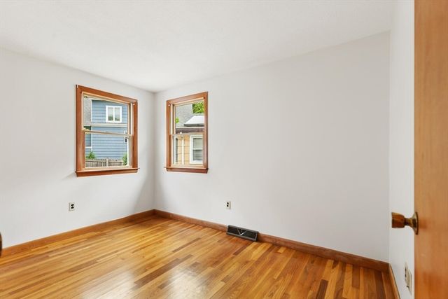 86 Pennybrook Rd, Lynn, MA 01905