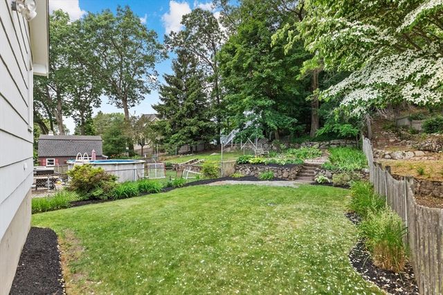 86 Pennybrook Rd, Lynn, MA 01905