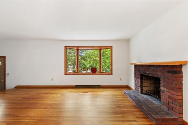 86 Pennybrook Rd, Lynn, MA 01905