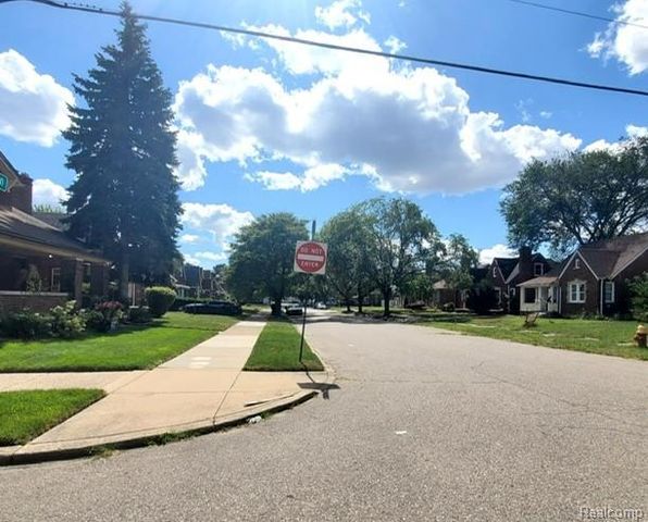 11800 Riad Street, Detroit, MI 48224