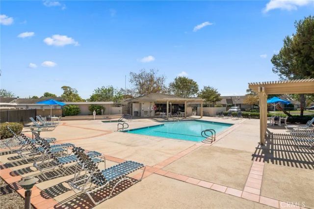8566 Colusa Circle 905A, Huntington Beach, CA 92646