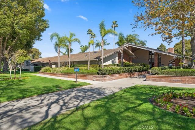 8566 Colusa Circle 905A, Huntington Beach, CA 92646