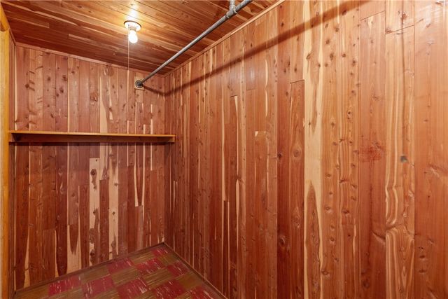 1528 Oneida Dr, Jefferson Hills, PA 15025