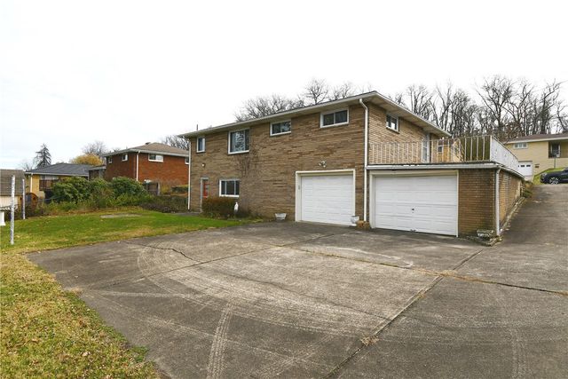 1528 Oneida Dr, Jefferson Hills, PA 15025