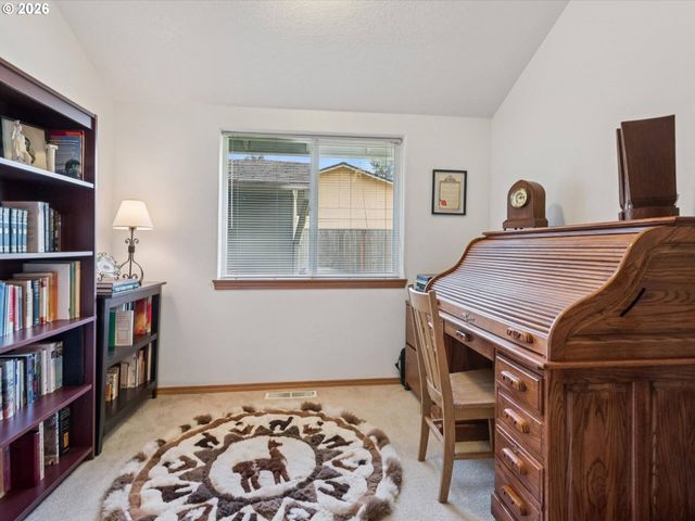 608 Se 18TH Ave, Hillsboro, OR 97123
