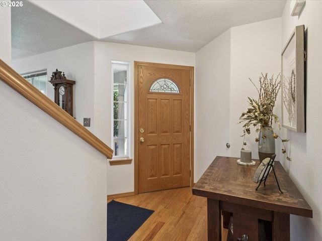 608 Se 18TH Ave, Hillsboro, OR 97123