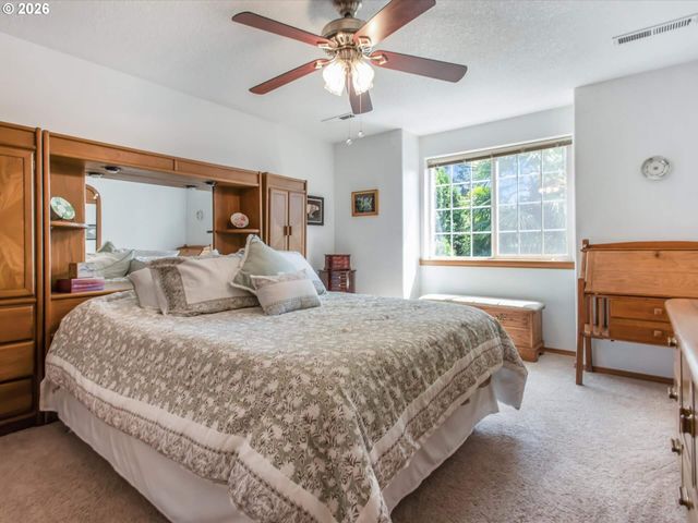 608 Se 18TH Ave, Hillsboro, OR 97123