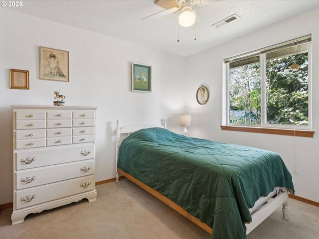 608 Se 18TH Ave, Hillsboro, OR 97123
