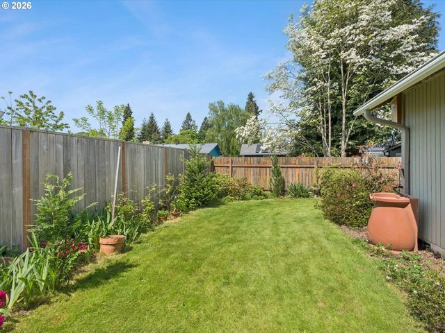608 Se 18TH Ave, Hillsboro, OR 97123