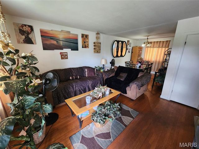 9340 Bellefontaine Road, Bellefontaine Nghbrs, MO 63137