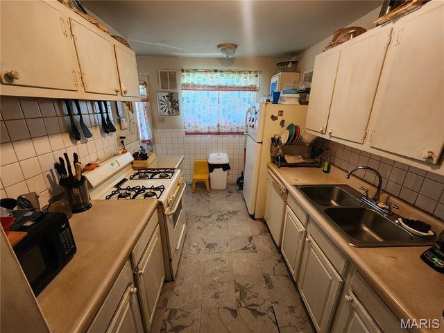 9340 Bellefontaine Road, Bellefontaine Nghbrs, MO 63137