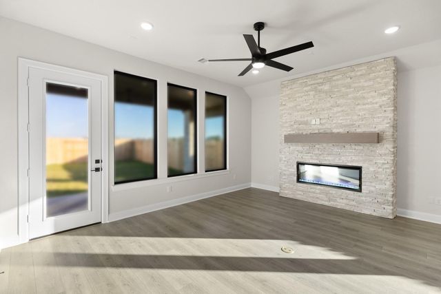 18710 Sweet Basil Drive, Hockley, TX 77447