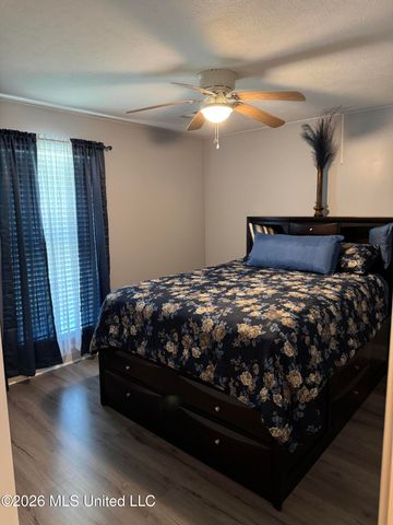 836 Cherry Ridge Drive, Clinton, MS 39056