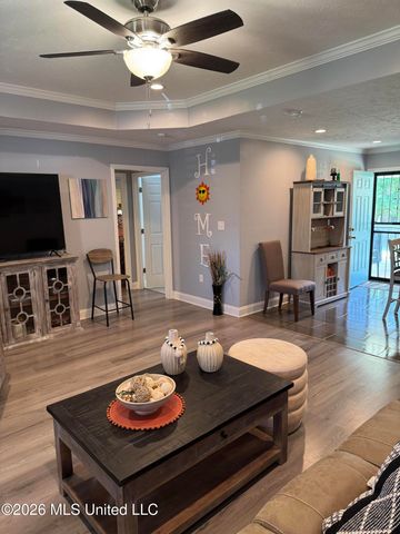 836 Cherry Ridge Drive, Clinton, MS 39056