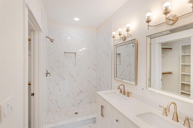 8923 De Priest Street, Houston, TX 77088