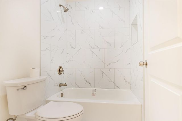 8923 De Priest Street, Houston, TX 77088