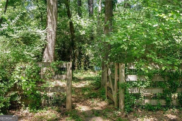 1785 Meadowdale Avenue NE, Atlanta, GA 30306