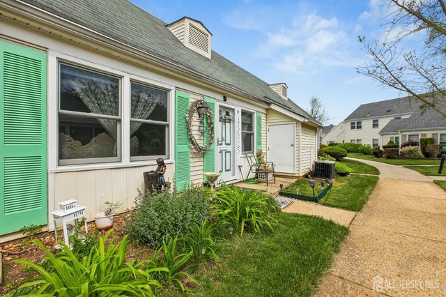 157 Pelham Lane D, Monroe, NJ 08831