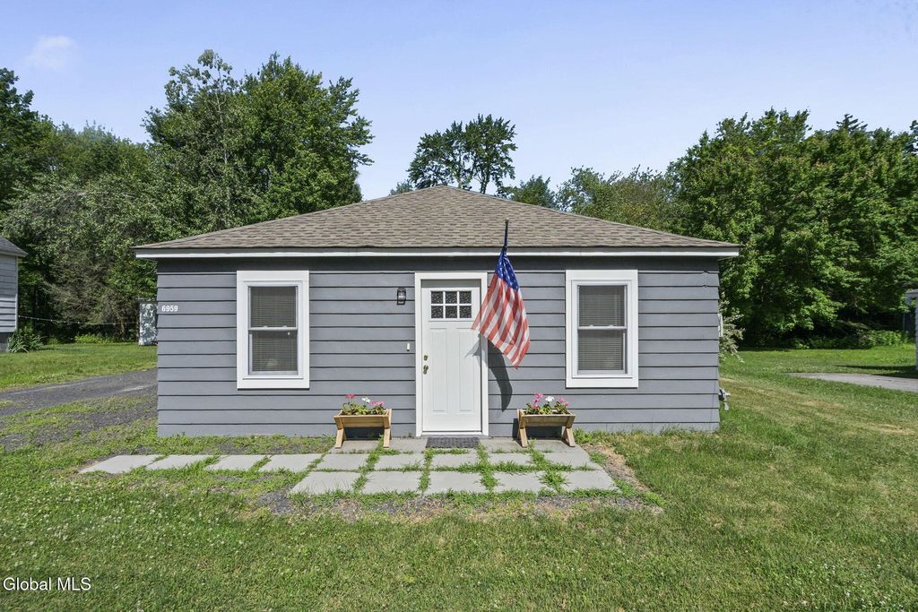 6959 Fuller Station Road, Guilderland, NY 12303
