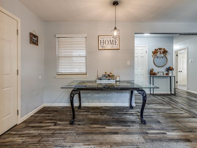 758 N Moccasin Place, Sapulpa, OK 74066