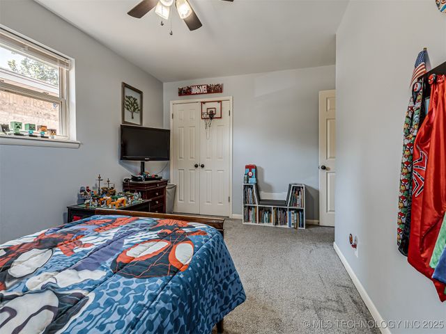 758 N Moccasin Place, Sapulpa, OK 74066