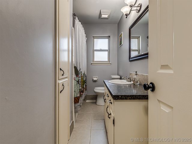 758 N Moccasin Place, Sapulpa, OK 74066