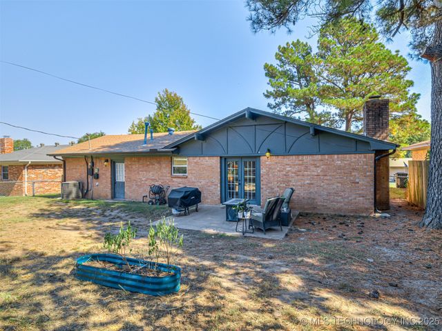 758 N Moccasin Place, Sapulpa, OK 74066