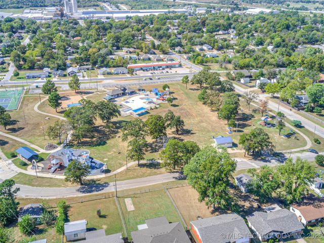 758 N Moccasin Place, Sapulpa, OK 74066