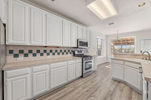 8109 Island Park Court, Fort Worth, TX 76137